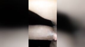 데시 섹시한중년여성의 첫 번째 비디오의 뜨거운 하드 코어 만남에서 카메라 1 최소 00 초