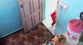 Indiase bhabhi cheats op haar man met Verborgen camera 0 min 0 sec