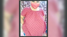 Busty Desi Bhabhi puts on a wild show in front of the camera 2 min 00 sec