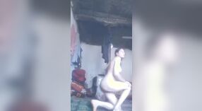 Gadis Desi seksi mms video iku manawa kanggo njaluk sampeyan mati 1 min 40 sec