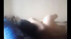Amrita'nın amatör Hint seks videosu, evde seksin ham tutkusunu yakalar 3 dakika 50 saniyelik