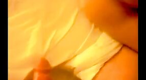 இந்த முதல் நபர் வீடியோவில் இந்த இந்திய பாபியின் பெரிய புண்டை க g கர்ல் நிலையில் பவுன்ஸ் பாருங்கள் 1 நிமிடம் 30 நொடி