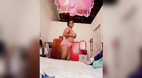MMS-видео потрясающего бенгальского секс-тизера с обнаженным телом 0 минута 0 сек