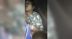 Vidéo de sexe Bangla avec une fille desi chaude faisant une pipe dure 0 minute 40 sec