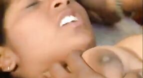 A mulher traidora é apanhada a fazer batota num vídeo caseiro hardcore 1 minuto 10 SEC