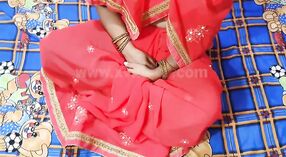 Bhabhi in een sari gets haar poesje pounded hard in doggystyle 0 min 0 sec