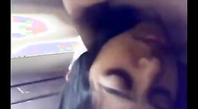 Indígena faculdade menina experiences dela primeiro tempo Tendo sexo com dela amante em Hindi 0 minuto 30 SEC