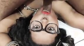 Indiase amateur Porno Met Grote borsten en hardcore seks 3 min 20 sec