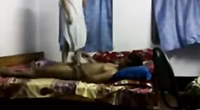 Zmysłowy seks wideo amatorskiej indyjskiej pary z uwodzeniem i miłością 21 / min 20 sec