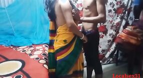Amateur Desi Kerl bekommt seine Fülle von hardcore-sex vor der webcam 2 min 20 s