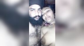 蓝色的印度夫妇：感性和色情相遇 1 敏 20 sec