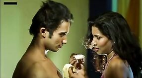 MMS indischer Sex mit einer älteren Desi-Frau in Ahmedabad 2 min 20 s