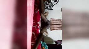 Desi XXX dona de casa trai o marido com o namorado MMC 5 minuto 20 SEC