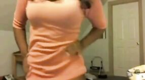 Desi babe caught on webcam dancing at a boat party 2 min 40 sec