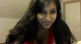 Desi babe caught on webcam dancing at a boat party 3 min 40 sec