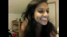 Desi babe caught on webcam dancing at a boat party 1 min 00 sec