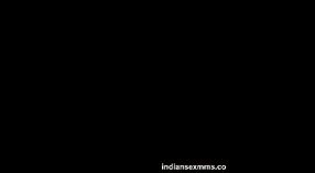 தேசி கல்லூரி காதலர்கள் வீட்டில் தயாரிக்கப்பட்ட வீடியோவில் எம்.எம்.எஸ் செக்ஸ் அனுபவிக்கிறார்கள் 6 நிமிடம் 00 நொடி