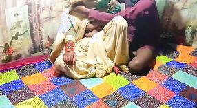 Gadis cantik India menikmati seks hardcore dengan suaminya di lingkungan luar ruangan 2 min 50 sec