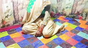 Une beauté indienne aime le sexe hardcore avec son mari en plein air 0 minute 0 sec