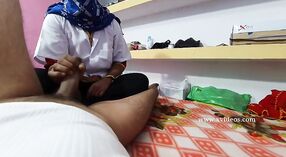 인도의 한 쌍 즐기는 증기 회의 에 작업 와 면 과 옥외 섹스 2 최소 20 초
