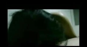 మోసం బెంగాలీ భార్య తన స్నేహితుడికి డీప్‌త్రోట్ బ్లోజాబ్ ఇస్తుంది 1 మిన్ 40 సెకను