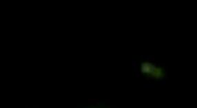 லக்னோ டாய்லெட்டில் ஒரு மாறுபட்ட நண்பருடன் பாபாவின் மோசடி ஊழல் 3 நிமிடம் 50 நொடி