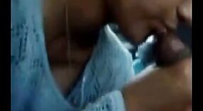Bhabhi Indiase Seks Schandaal: leraar krijgt haar deepthroat fix 1 min 20 sec