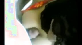ಆಫೀಸ್ನಲ್ಲಿ ಬಹುಕಾಂತೀಯ ಗೆಳತಿಯೊಂದಿಗೆ ಶಿಕ್ಷಕ ಭಾರತೀಯ ಸೆಕ್ಸ್ 5 ನಿಮಿಷ 20 ಸೆಕೆಂಡು