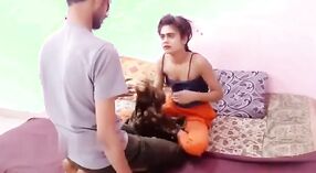 Dehati的自制色情视频具有强烈的口头动作 2 敏 50 sec