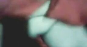 ಆಂಟಿ ದೇಸಿ ಅವರ ಹೌಸ್ವಾರ್ಮಿಂಗ್ ಪಾರ್ಟಿ ಹಬೆಯ ಮುಸ್ಲಿಂ ಎನ್ಕೌಂಟರ್ ಆಗಿ ಬದಲಾಗುತ್ತದೆ 1 ನಿಮಿಷ 40 ಸೆಕೆಂಡು