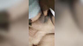 Desi bhabhi membuat vaginanya meraba dan disetubuhi oleh teman dalam video langsung 8 min 20 sec