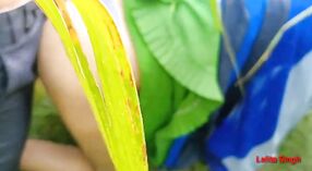 দেশি খোকামনি তার গাধা পাবলিক আউটডোর সেক্স ভিডিওতে বাঁড়া দিয়ে ভরাট করে 4 মিন 00 সেকেন্ড
