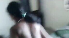 Indiase bhabhi Samaira gets geneukt hard in deze desi porno video - 3 min 20 sec