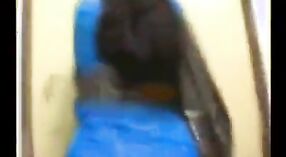 इंडियन आंटी न्यू वेबकॅम अश्लील व्हिडिओ तिच्या जोडीदाराने तीव्र लैंगिक दृश्यांसह चित्रित केले आहे 0 मिन 0 सेकंद