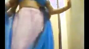 インディアンおばさんの新しいウェブカメラポルノビデオは、彼女の配偶者が激しいセックスシーンで撮影しました 1 分 10 秒