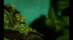Hidden cam footage of Indian aunty Parul's sex scandal 3 min 00 sec
