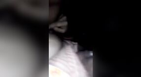 या एमएमसी व्हिडिओमध्ये बांगला सेक्स देवीला मोठ्या कोंबड्याने गुदद्वारासंबंधीचा आनंद मिळतो 2 मिन 50 सेकंद