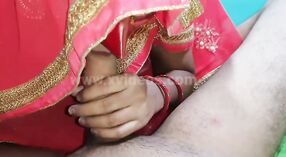 Индианка Дези Бхабхи демонстрирует свои навыки в сексе по-собачьи и на открытом воздухе 8 минута 20 сек