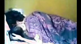 처음 인도 대학 소녀의 경험을 강렬한 열정에서 첫 번째 뜨거운 섹스 비디오 3 최소 50 초