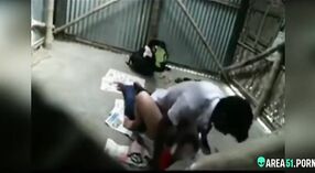 देसी एक्सएक्सएक्स एमएमएस व्हिडिओने पुतण्या आणि आंटी एका बेबंद घरात लैंगिक संबंध ठेवला 2 मिन 20 सेकंद