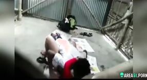 Video Desi XXX mms menangkap keponakan dan bibi berhubungan seks di rumah kosong 0 min 30 sec
