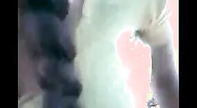 ಭಾರತೀಯ ಪತ್ನಿ ದೇಸಿ ಎಂಎಂಎಸ್ ಹಗರಣದಲ್ಲಿ ಶಿಶ್ನ ಹೀರುವ ತನ್ನ ಭರ್ತಿ ಪಡೆಯುತ್ತದೆ 0 ನಿಮಿಷ 0 ಸೆಕೆಂಡು