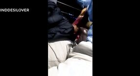 Bus groping lan india gadis aksi karo diwasa desi MILF 1 min 10 sec