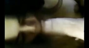 প্রতিবেশীর সাথে বাষ্পীয় হোম সেক্সের সময় দেশী ভাবী আনন্দে বিলাপ করে 0 মিন 30 সেকেন্ড