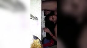 Hardcore seks video van een Indiase hoer en haar vriend 4 min 30 sec