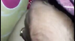 Video HD de la esposa india de Aparna disfrutando de sexo caliente y humeante 2 mín. 30 sec