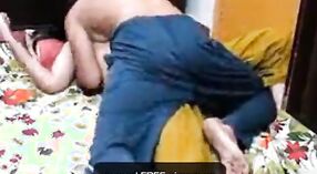 Bhabhi video de sexo indio con un novio joven y bhabha somnoliento 0 mín. 0 sec