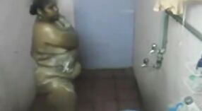 Indian aunty with chubby body masturbates on hidden cam 4 min 40 sec