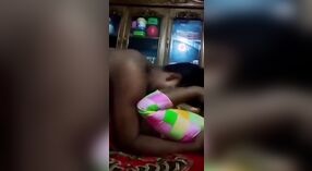 बांग्ला देसी युगल के घर सेक्स टेप सुविधाओं तीव्र एमएमएस कार्रवाई 1 मिन 40 एसईसी