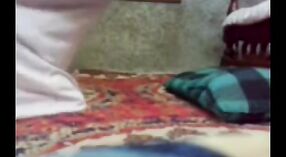 ಹಾರ್ಡ್ಕೋರ್ ಡಾಗ್ಗಿಸ್ಟೈಲ್ ಅಧಿವೇಶನದಲ್ಲಿ ಚರ್ಭಿಯಿಳಿಸುವುದು ಕಾಲೇಜ್ ಶಿಕ್ಷಕ ತನ್ನ ಯುವ ಹದಿಹರೆಯದ ವಿದ್ಯಾರ್ಥಿ ತೆಗೆದುಕೊಳ್ಳುತ್ತದೆ 0 ನಿಮಿಷ 0 ಸೆಕೆಂಡು